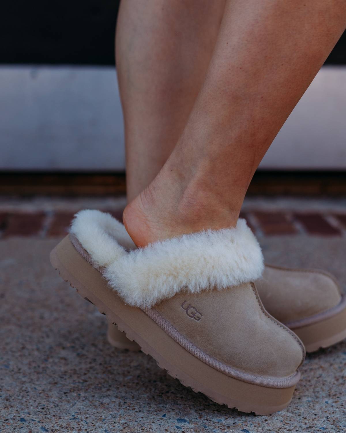 Ugg - Women's Disquette Platform