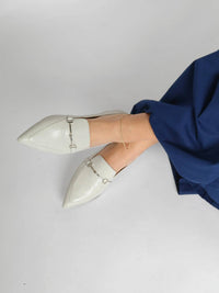 Laura Bellariva - Women's Toledo Sasso Pointed-toe Flat Leather Loafer