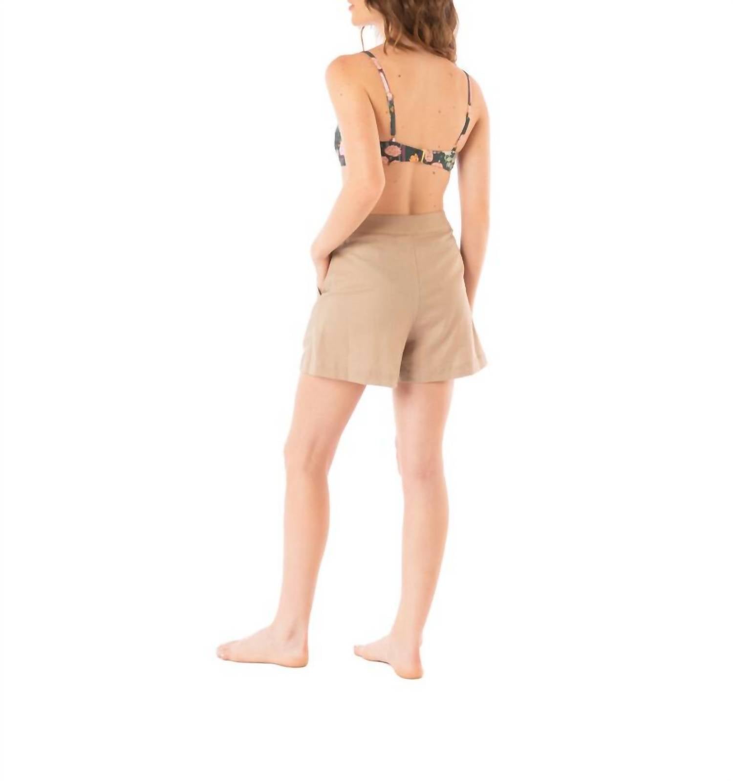 Kiby's Devon High Waist Shorts in beige - women's shorts - detail view