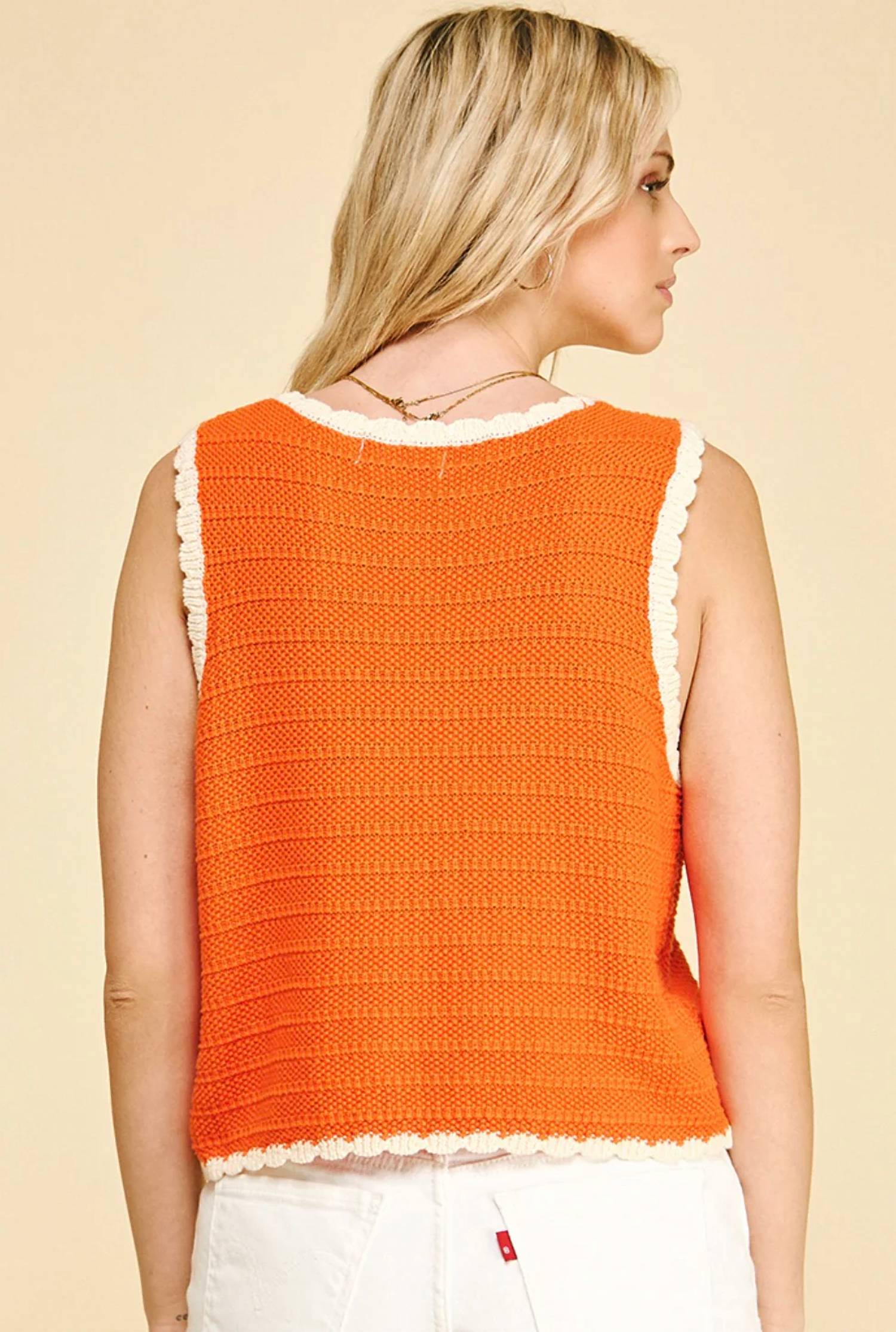 Pinch - Sleeveless Knit Top