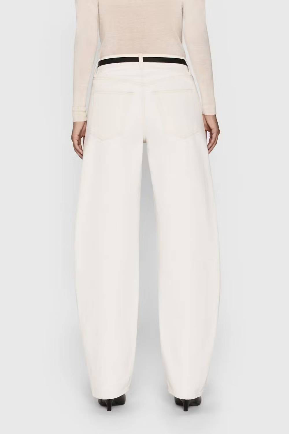 Frame - Low Slung Barrel Jeans