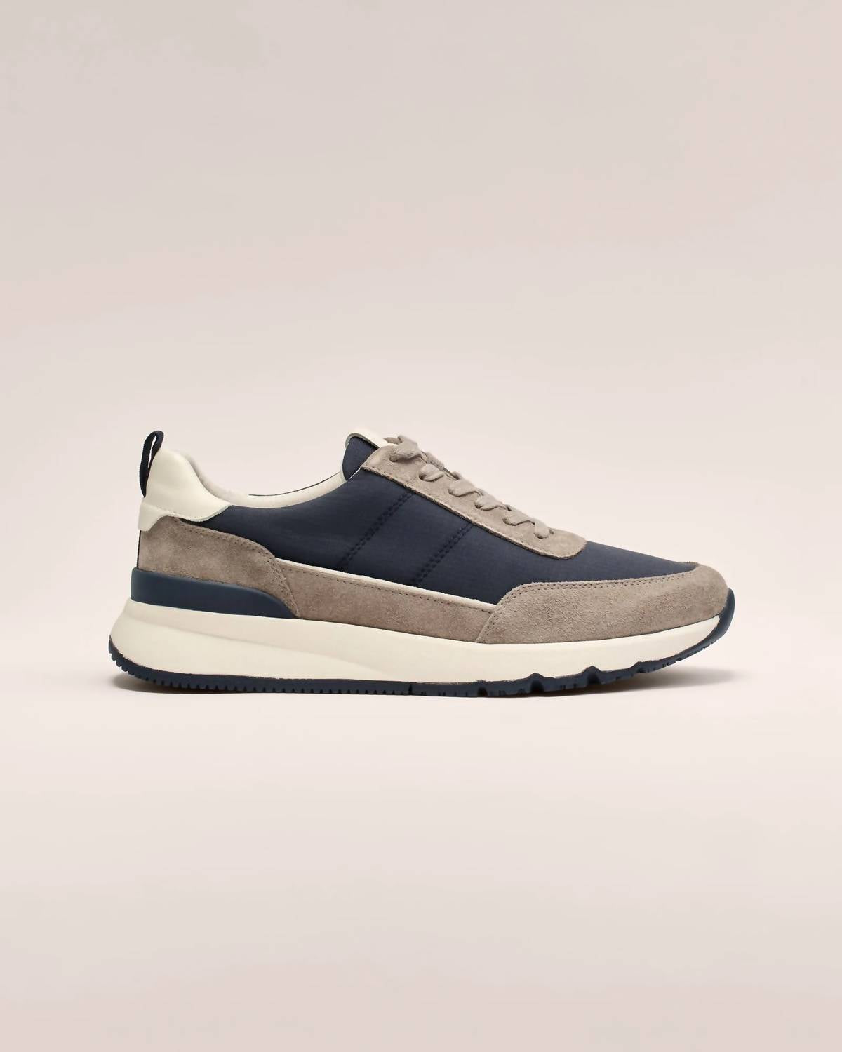 JOHNNIE-O Men's Prima Vintage Sneaker Shoe in navy gray - men's sneaker