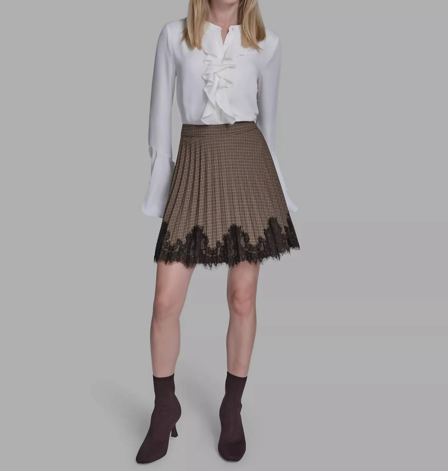 Bcbgmaxazria - Lace Hem Pleated Skirt