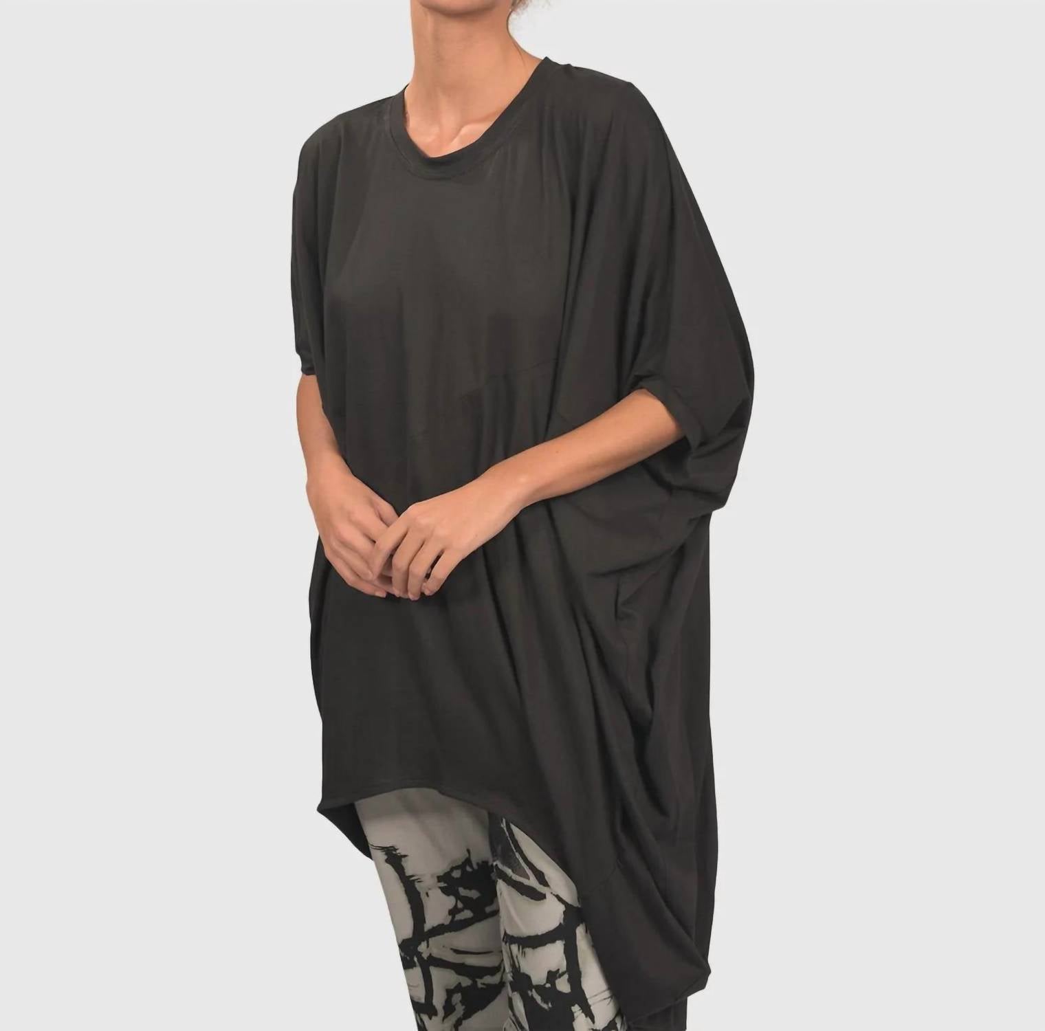 Alembika - Urban Batwing Tunic Top