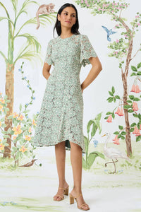 Maggy London - Floral Lace Midi Dress