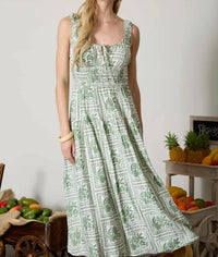 Blu Pepper - Floral Tile Print Sleeveless Smocked Midi Dress
