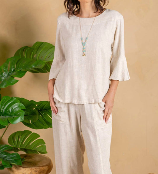 Paparazzi - Petal Sleeve Pull-over Top