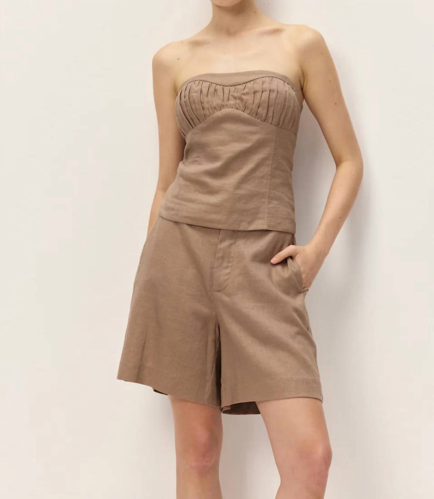 Elodie - High Waisted Mavi Shorts