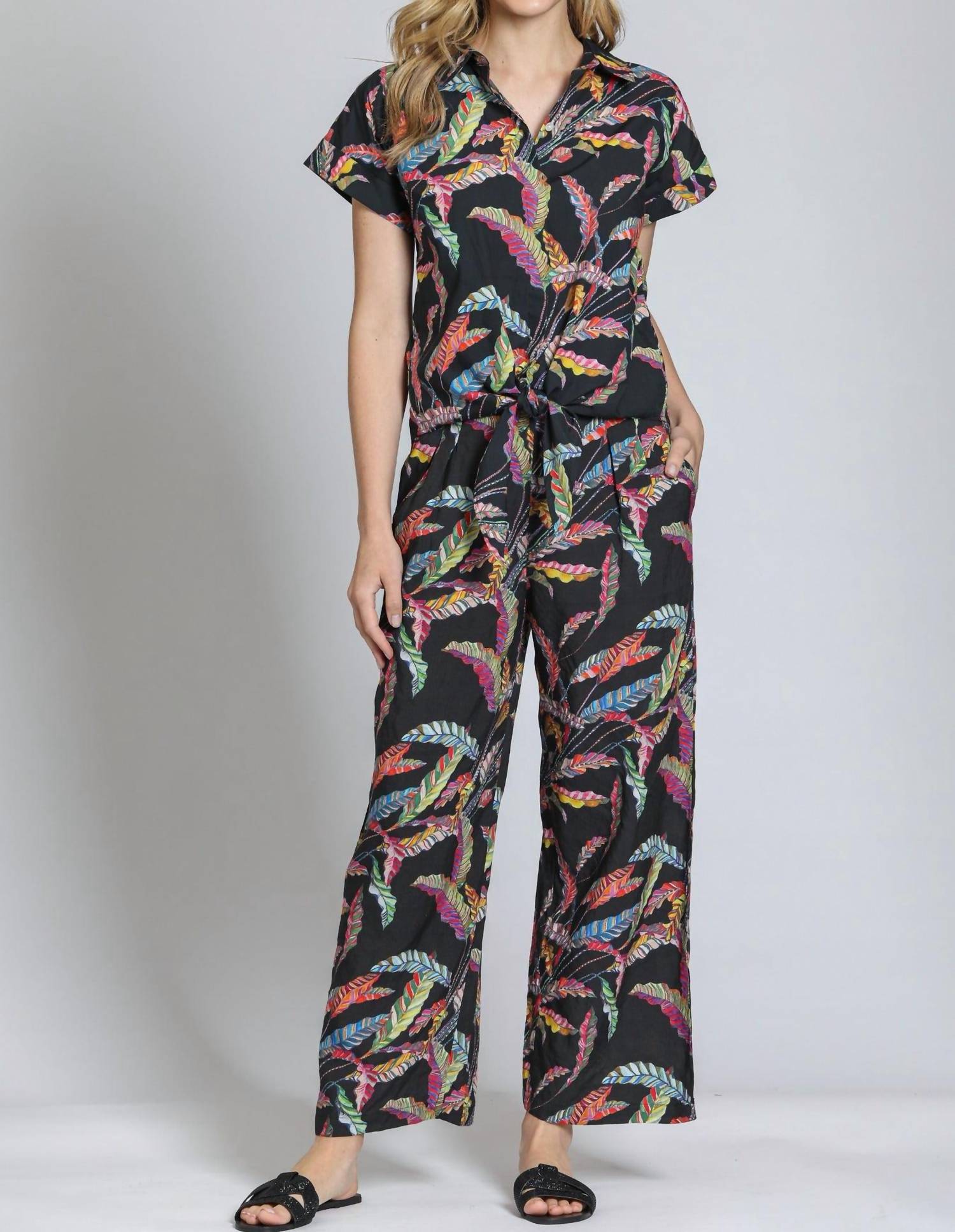 Apny - Crop Wide Leg Pants