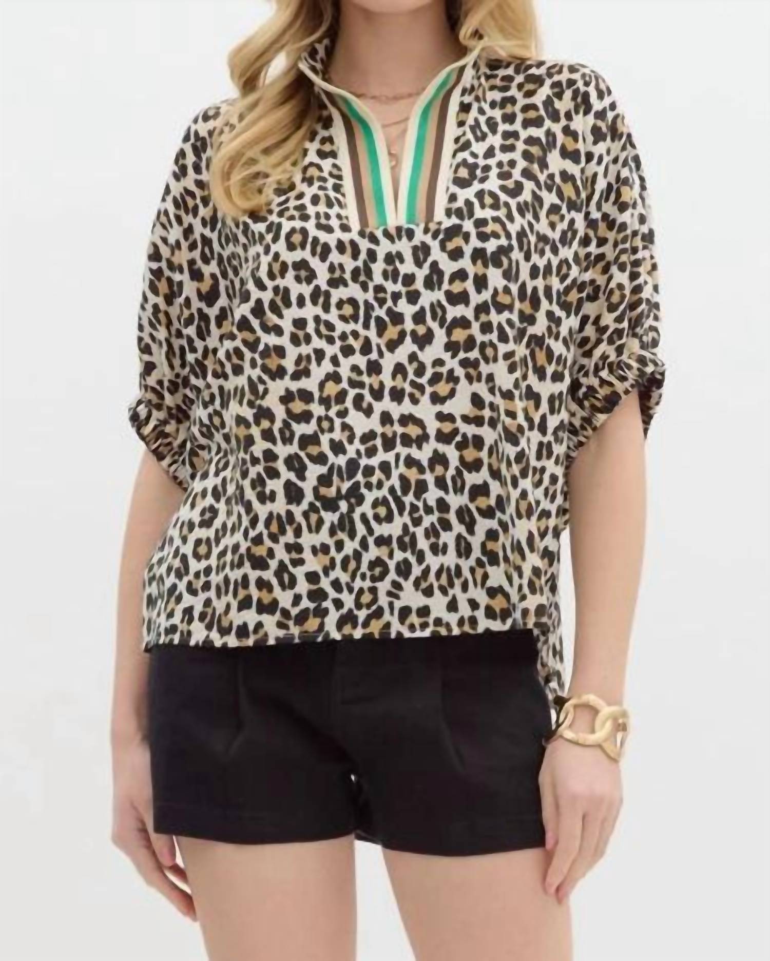 Entro - Pop Collar Top