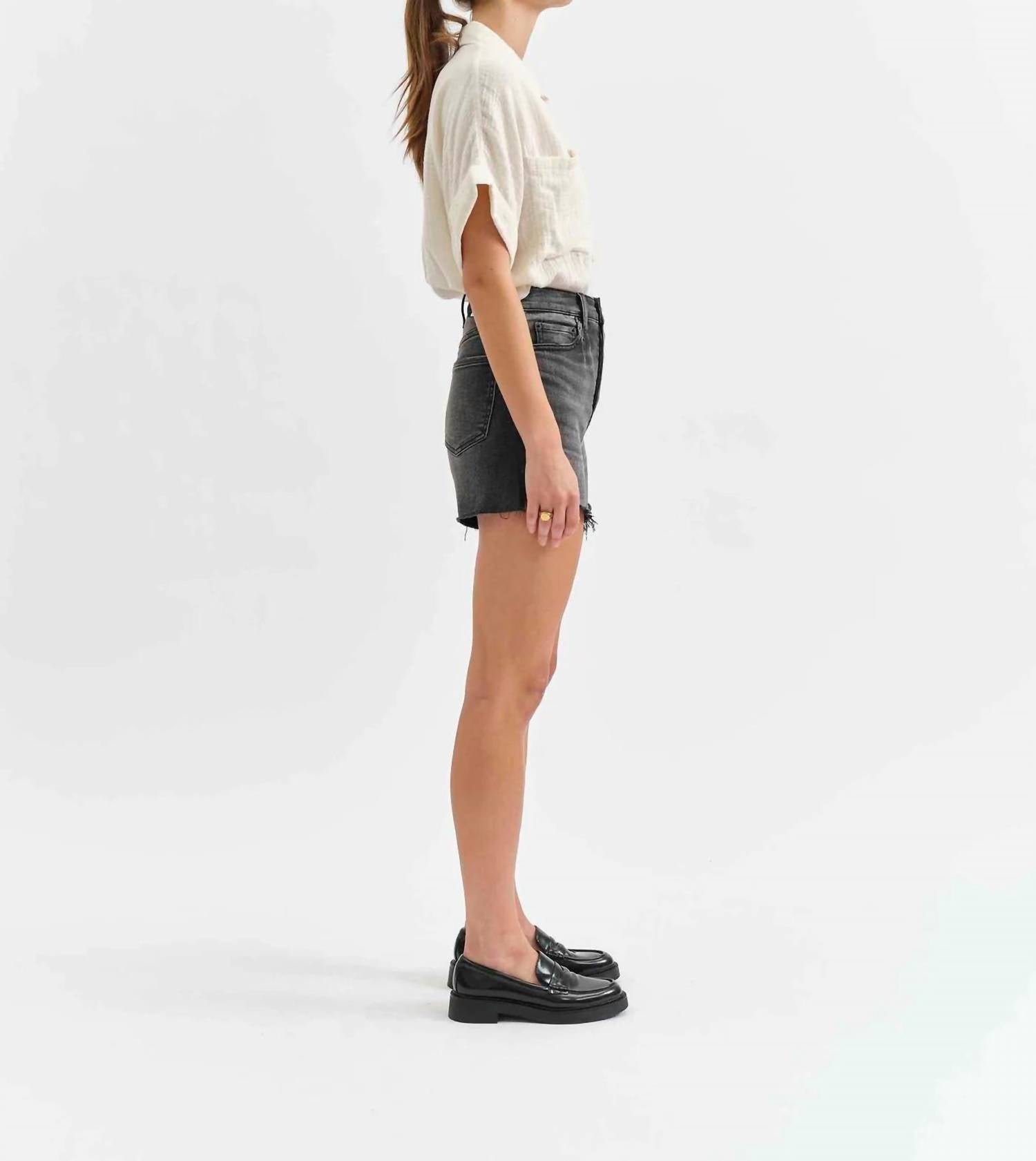 Daze - Bottom Line High Rise Vintage Short