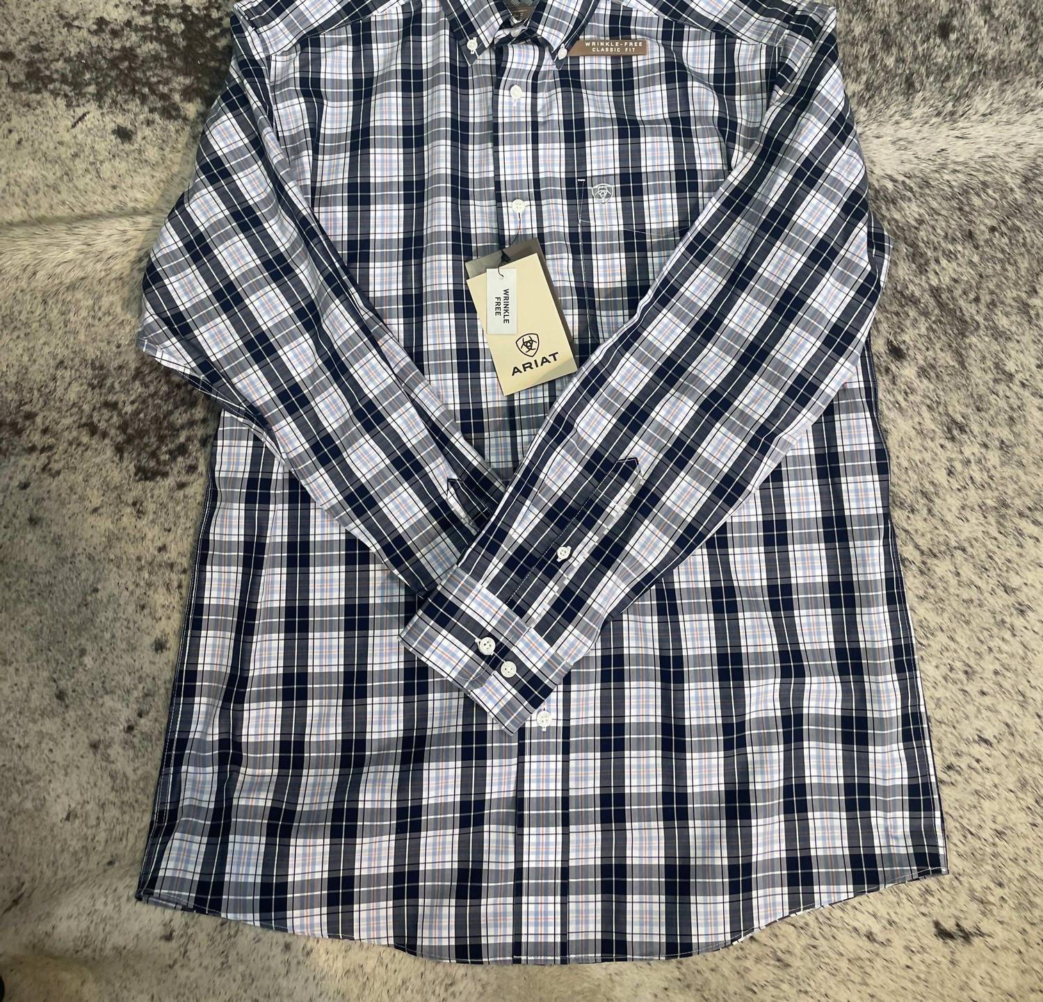 Ariat - Men’s Wrinkle Free Ocean Classic Fit Shirt