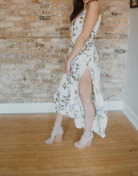 Epretty - White Floral Jumpsuit With Leg Slits
