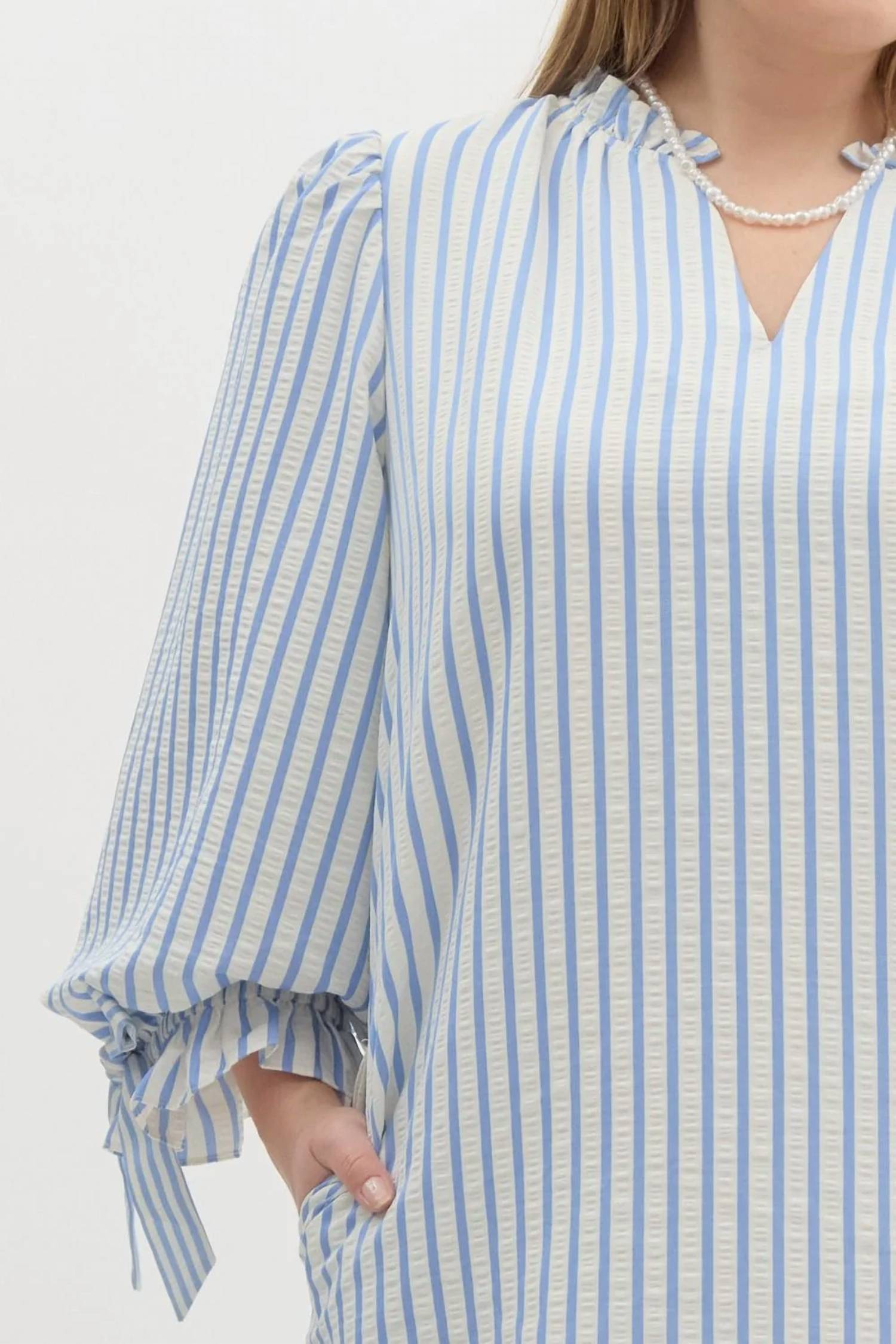 Entro - Olivia Curve Striped Bow Tie Detail Mini Dress