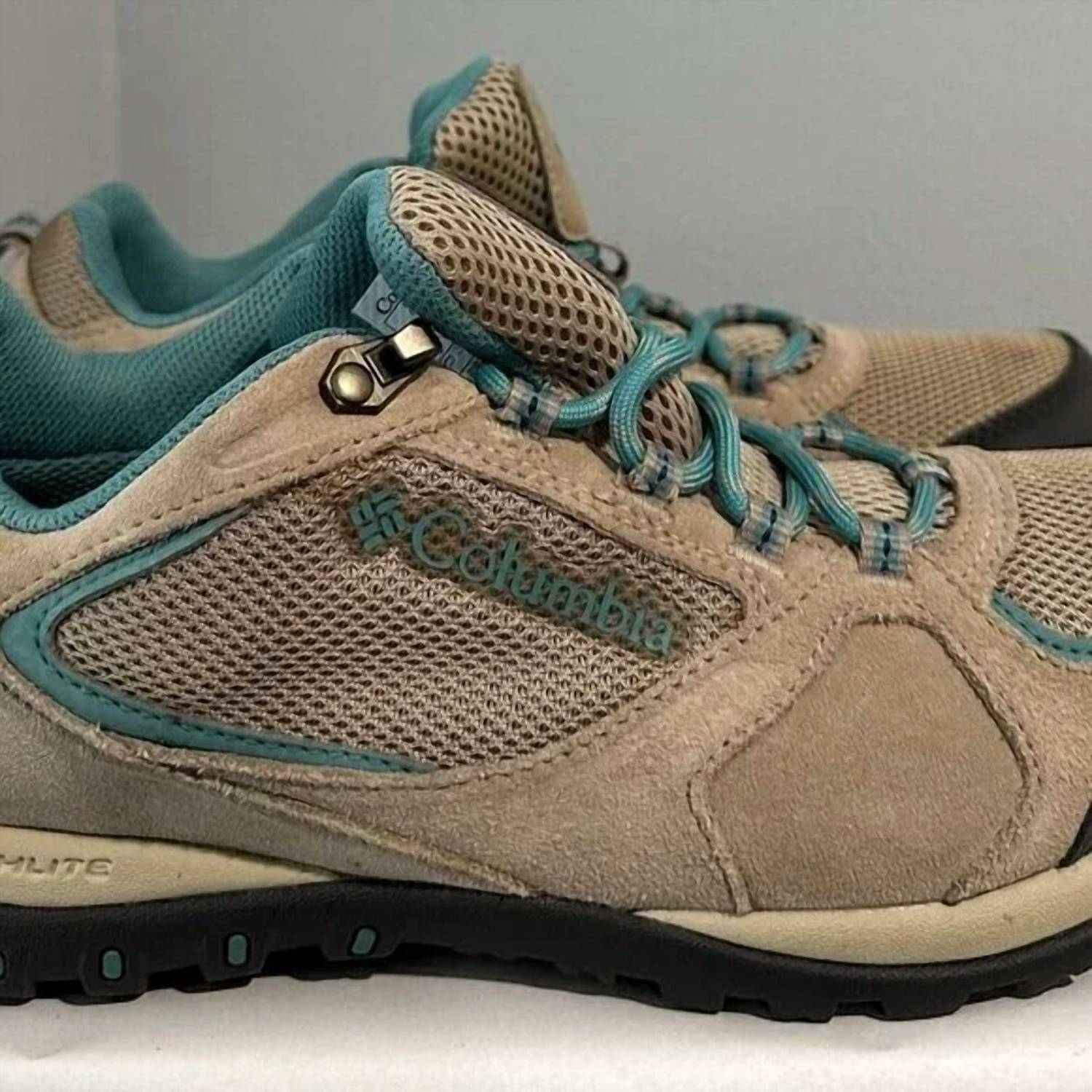 Columbia Women's Access Point Ii Waterproof Hiking Shoes in tan blue - women's sneaker - detail view