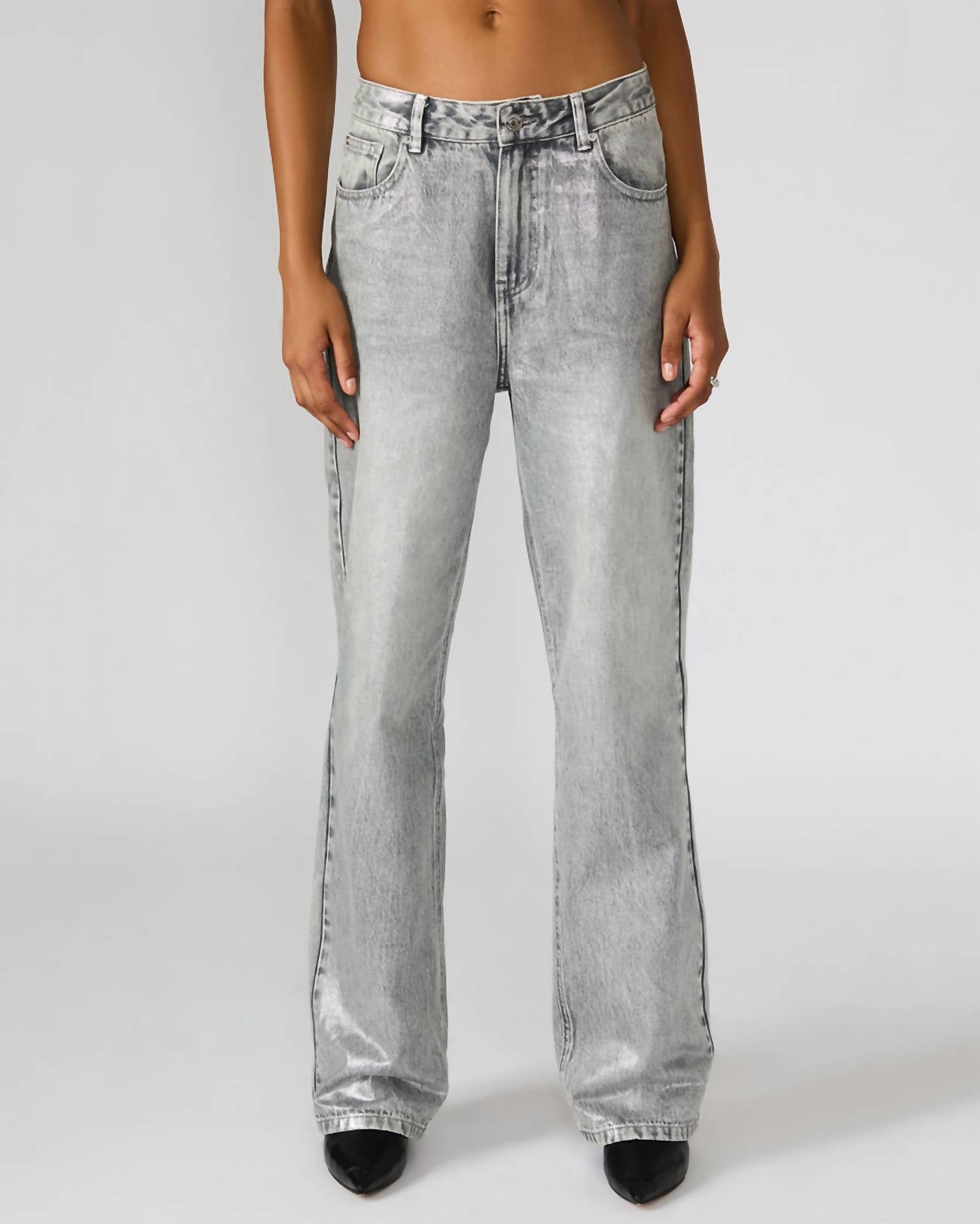 STEVE MADDEN Zo Straight Leg Jean in silver 1 - women's jeans - detail view