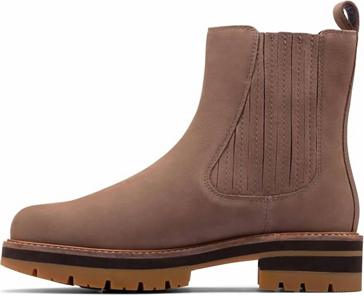 Clarks - Women's Orianna Top Chelsea Boots