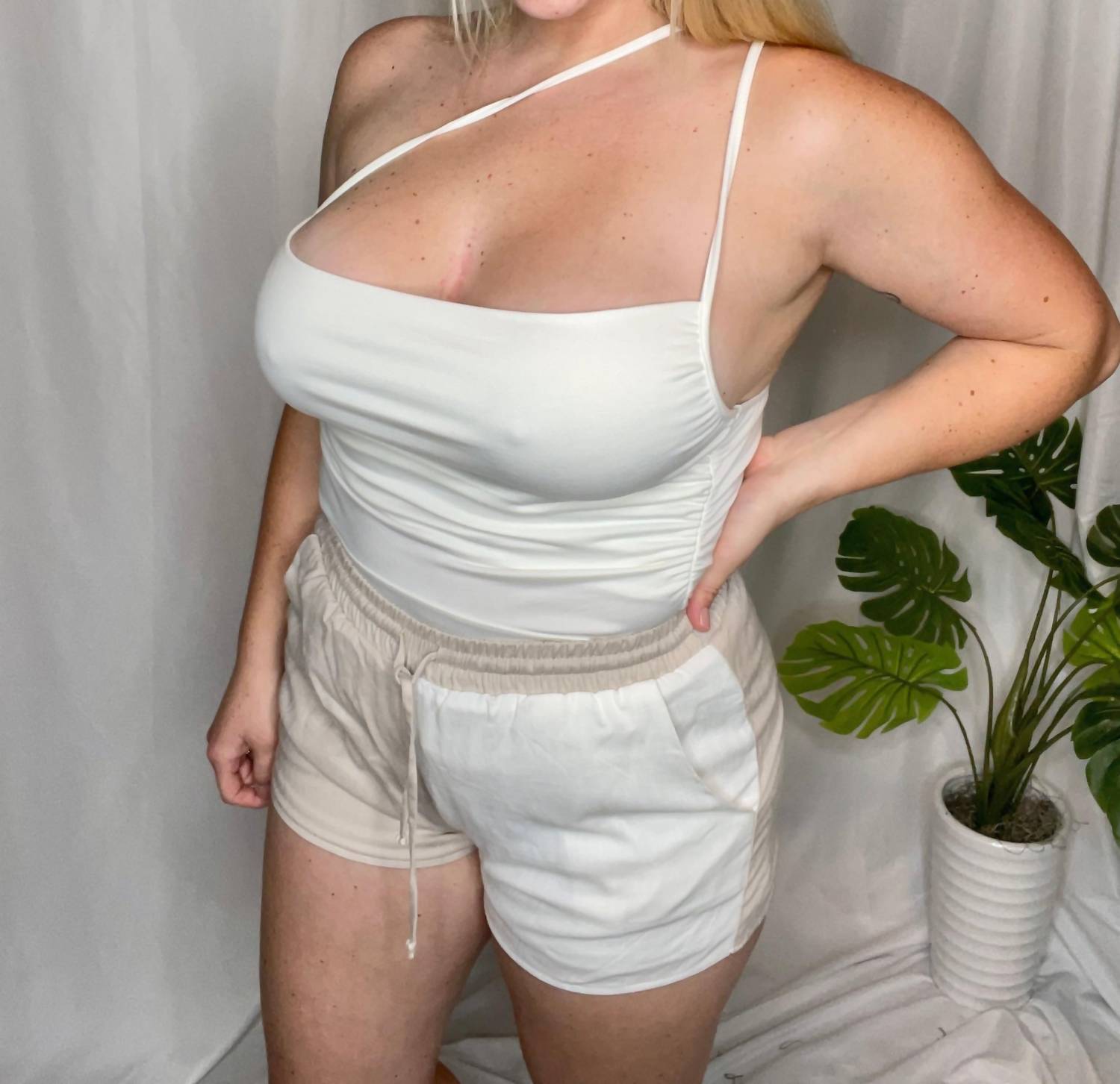 Le Lis - Strappy Tank Luxe Bodysuit