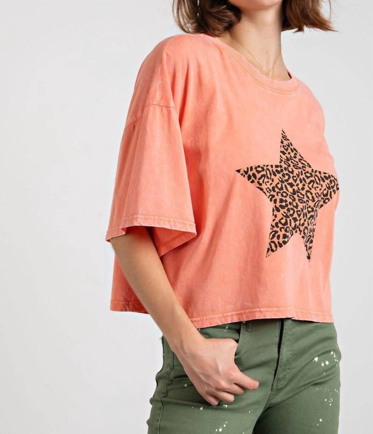 Easel - Oversize Crop Star Top