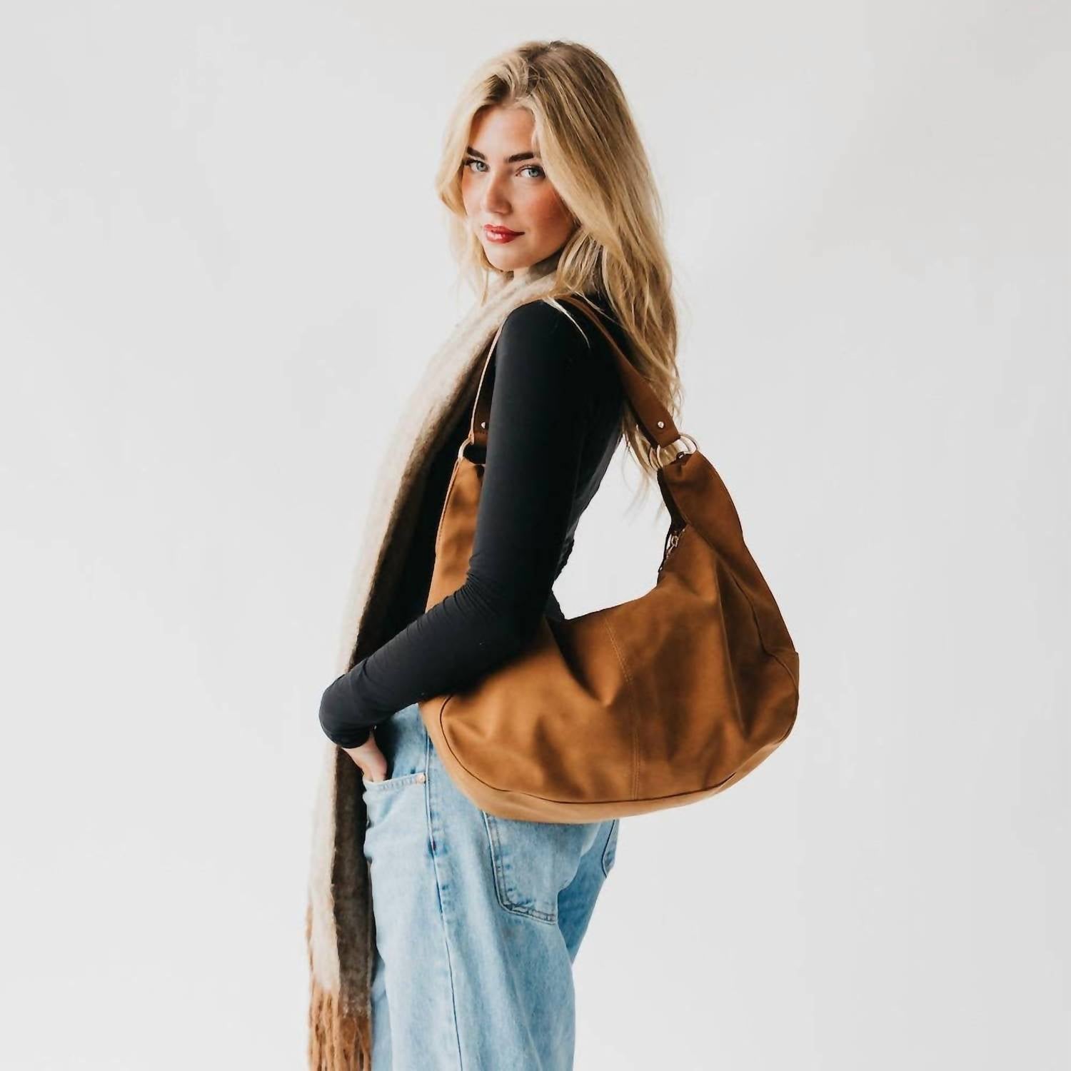 Pretty Simple - Women's Tassel Faux Suede Handbag