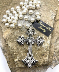 Rebecca Ray Jewelry - Women's Vintage Pearl Beaded Cross Necklace