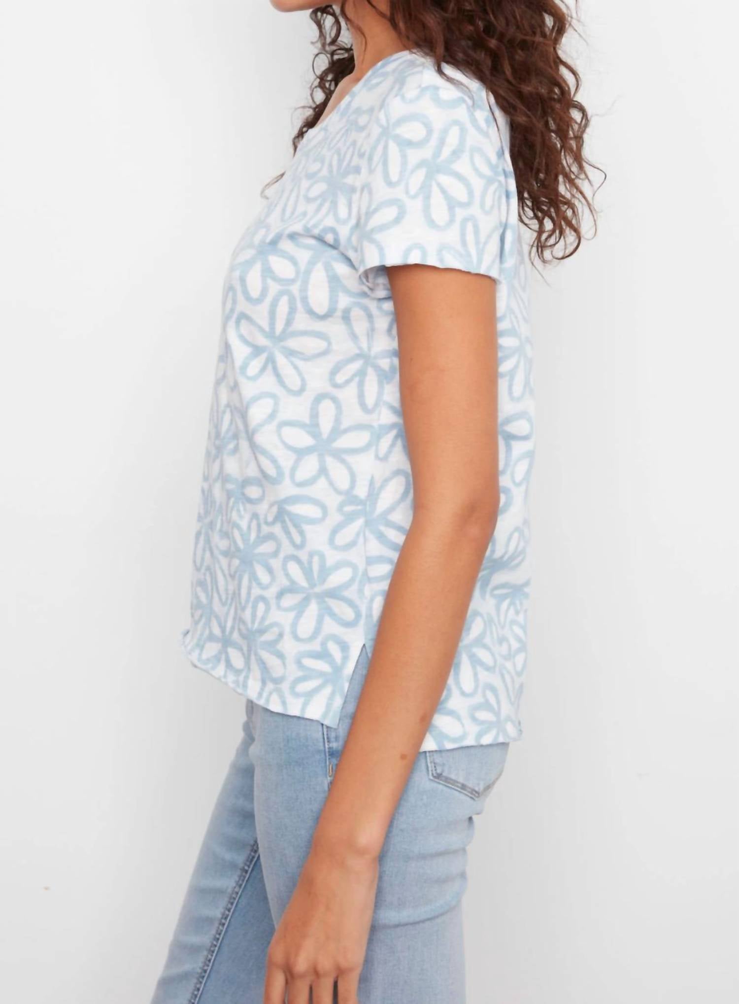CHARLIE B Printed Organic Cotton T-shirt in brielle - women's t-shirt - detail view