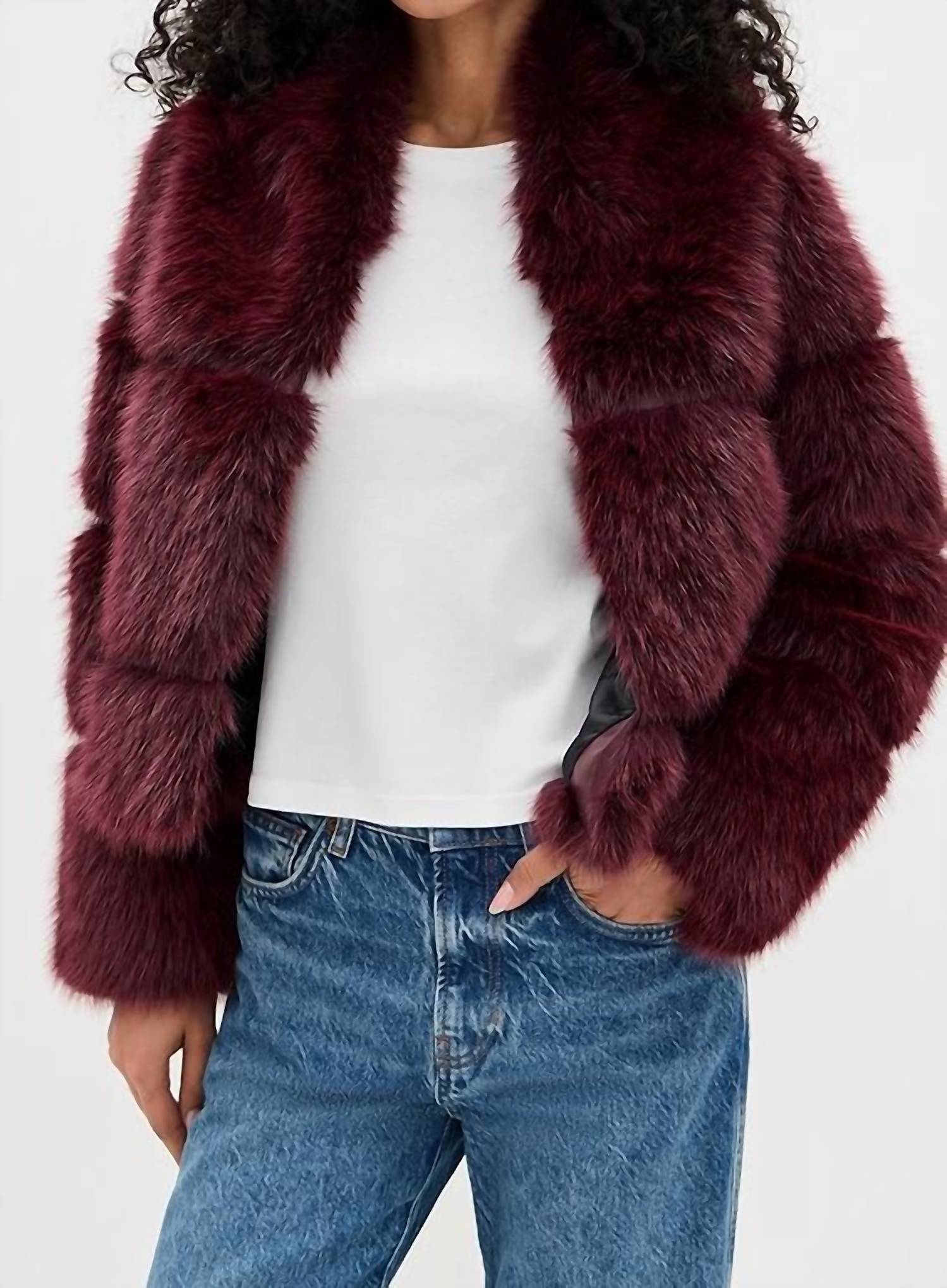 Apparis - Sai Sable Coat