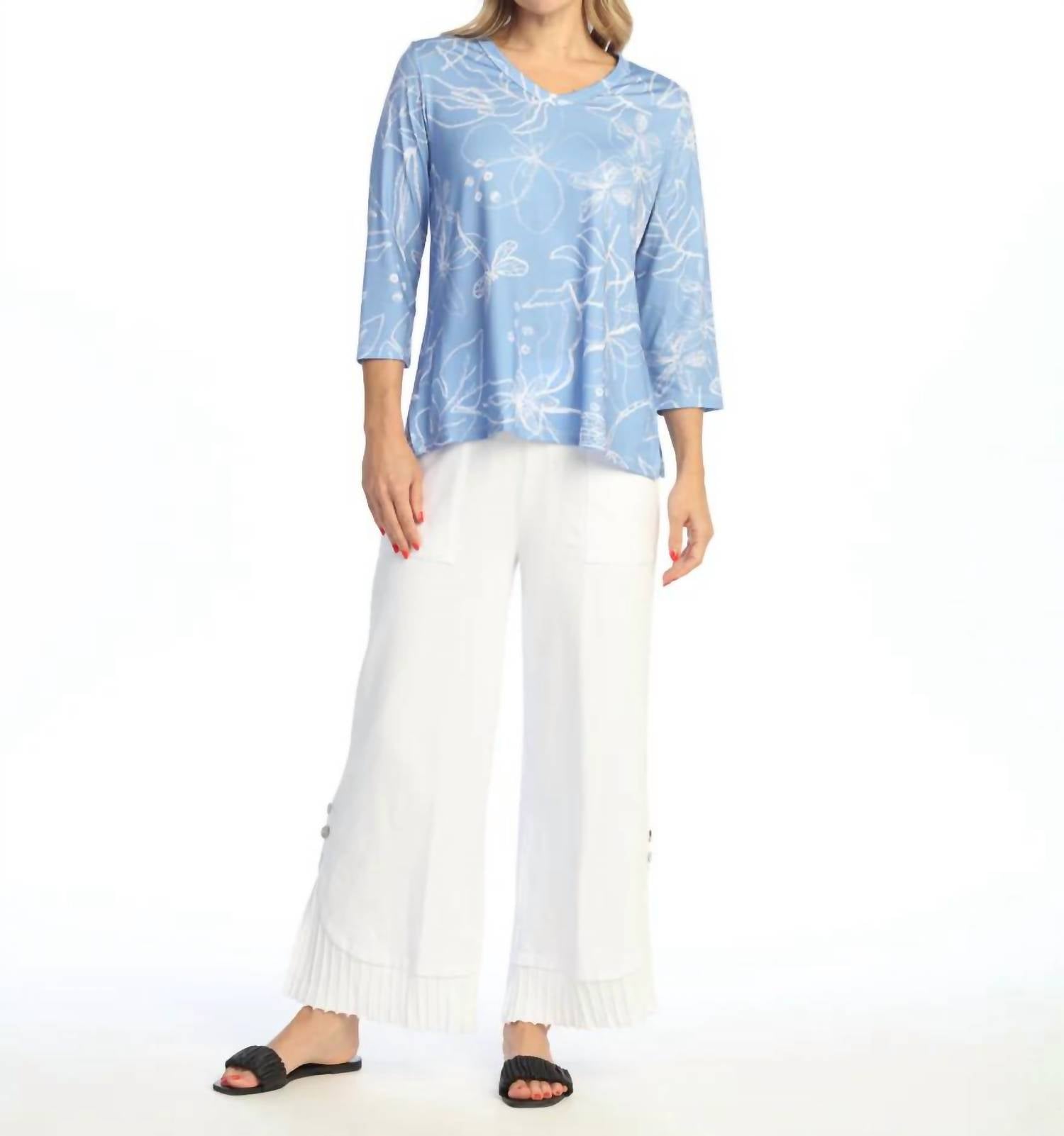 Jess & Jane - Soft Touch V-neck Top