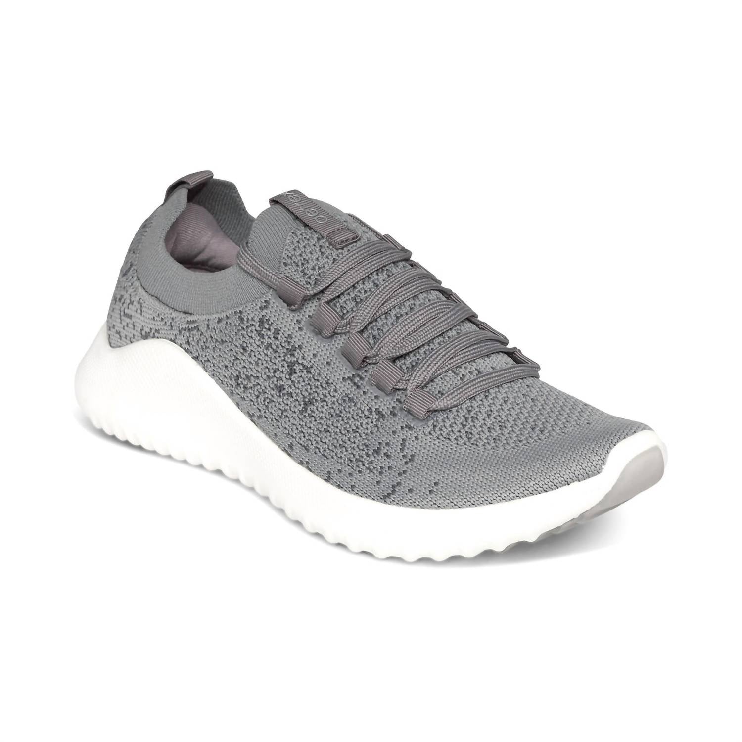 Aetrex - Women's Arch Support Sneaker