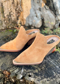 Vintage Havana - Women's Suede Mule Boots