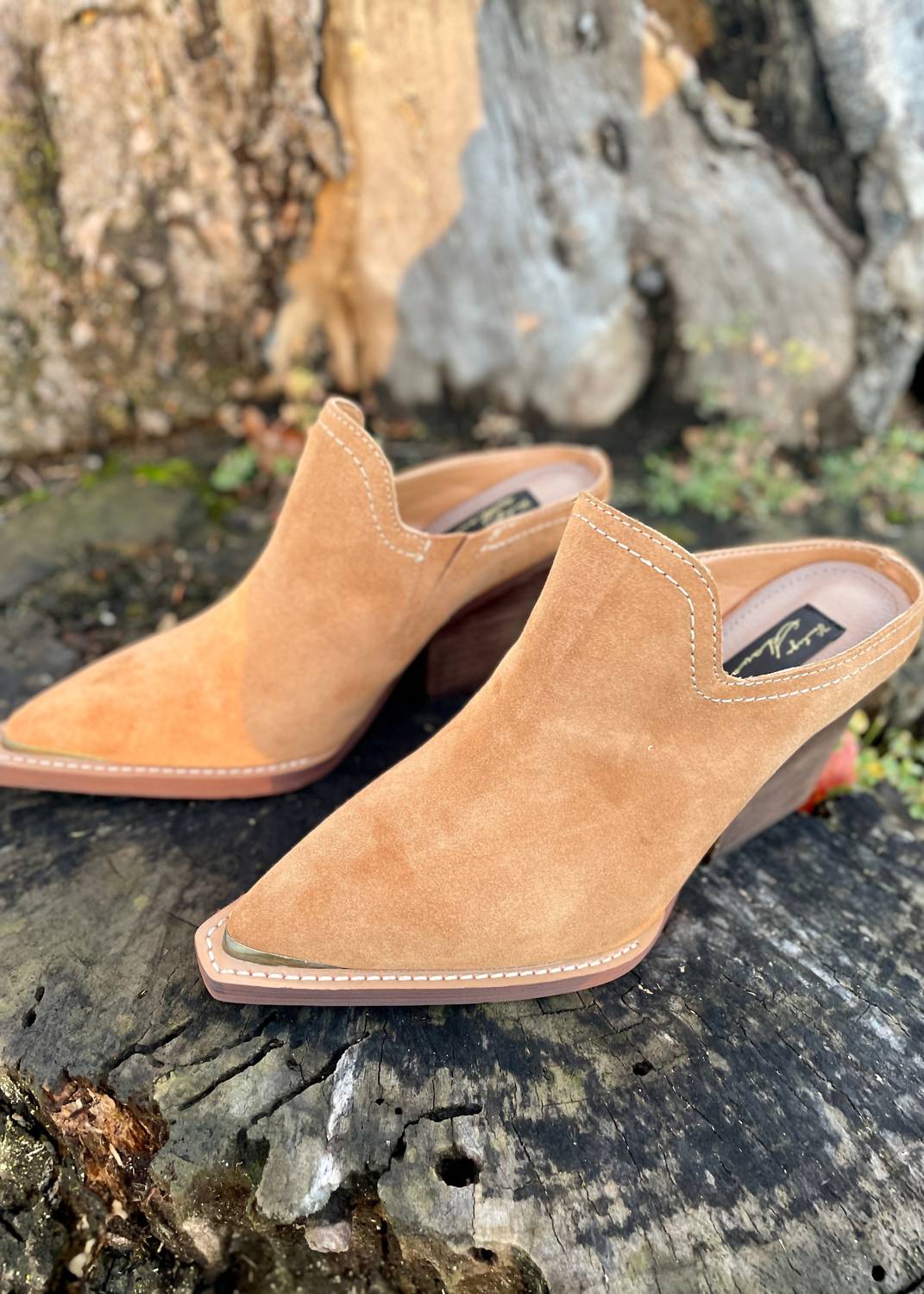 Vintage Havana - Women's Suede Mule Boots