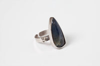 Avenue Chic - Women's Asymmetrical Ring