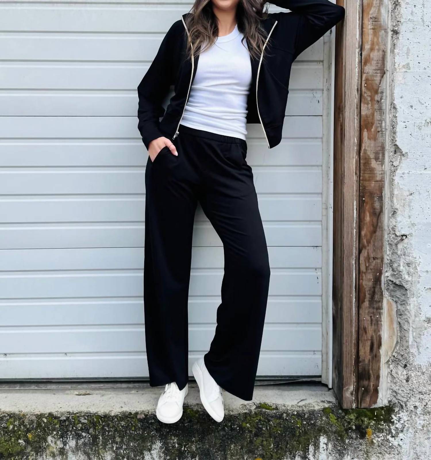 Mila Los Angeles - Elastic Knit Trousers w/Pockets