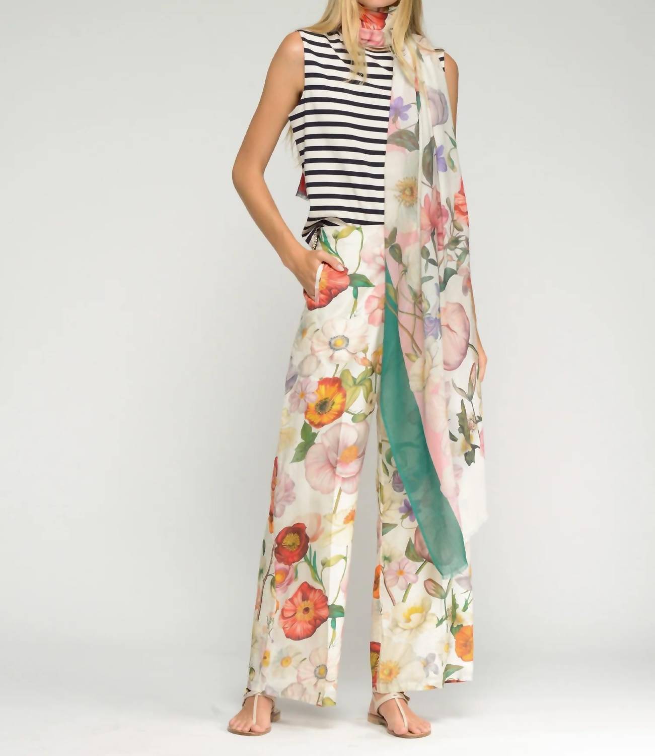 Vilagallo - Linen Floral Pants