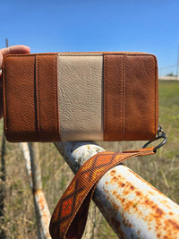 Wrangler - Women's Western Leather Wristlet Purse