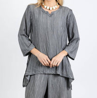 Ozai N Ku Aida V-neck Tunic in grey - women's shirt