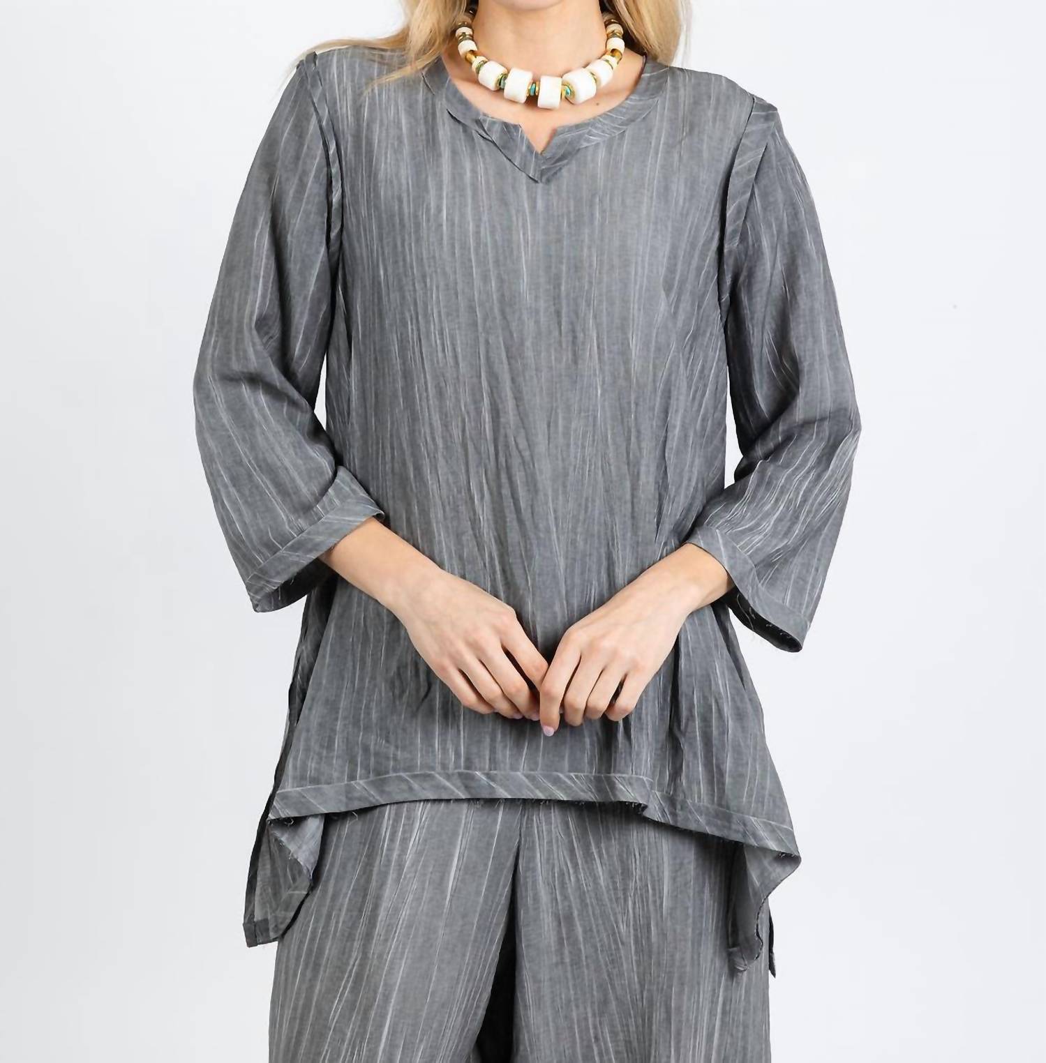 Ozai N Ku Aida V-neck Tunic in grey - women's shirt