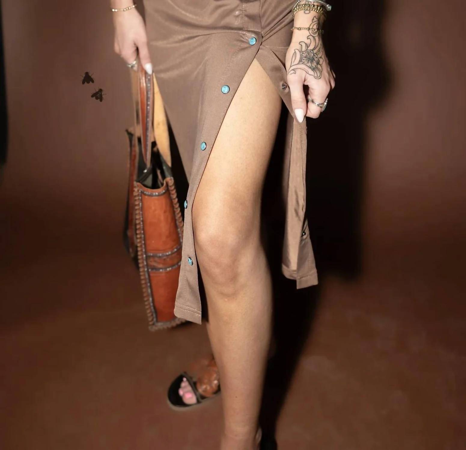 2Flyco - Slit Midi Skirt
