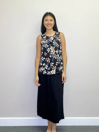 Papillon - Floral Rubber Print Stretch Pleated Top