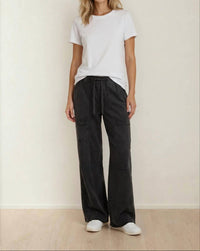 Indie & Co Hannah Mineral Washed Cargo Pants in black - women's pants - detail view