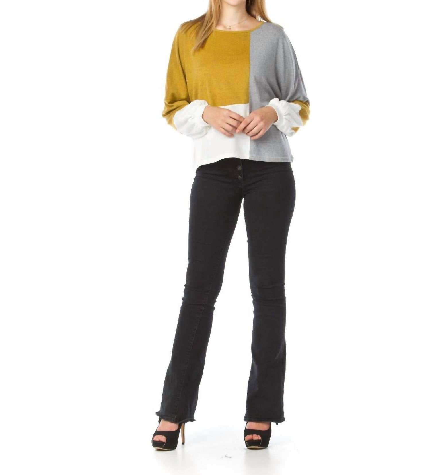 Papillon - Balloon Sleeves Color Blocked Sweater