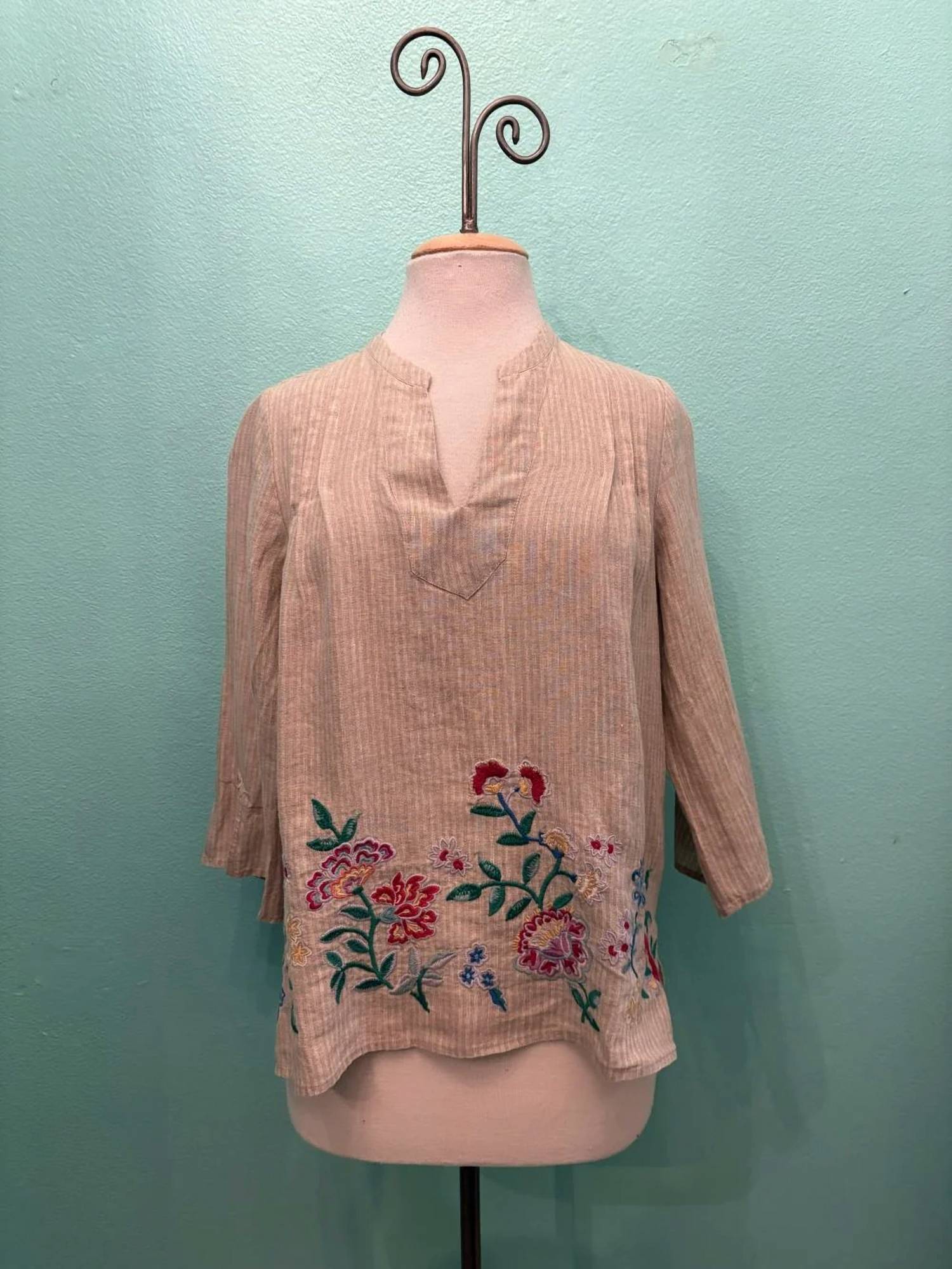 Johnny Was - Sloane V‑neck Linen Blouse