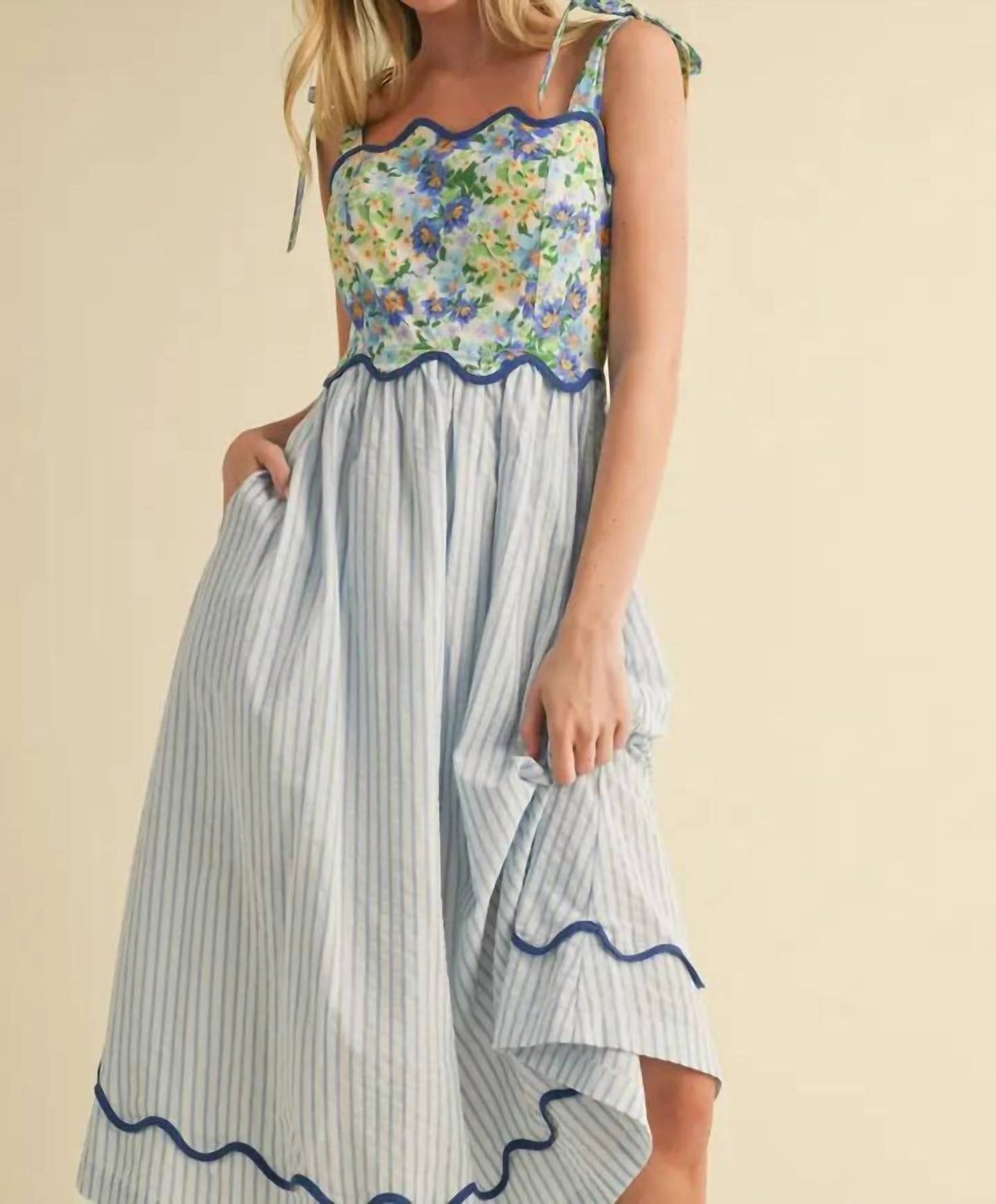 &Merci - Women's Scalloped Mixed Print Midi Dress