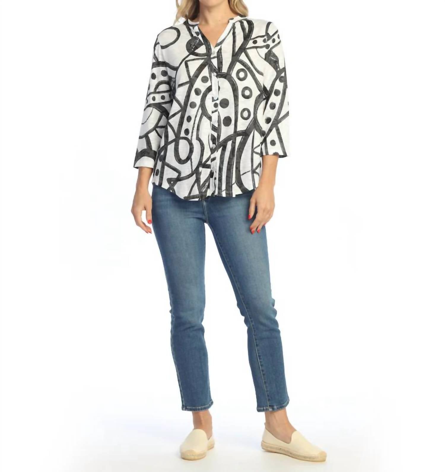 Jess & Jane - Split Neck Button Front Shirt