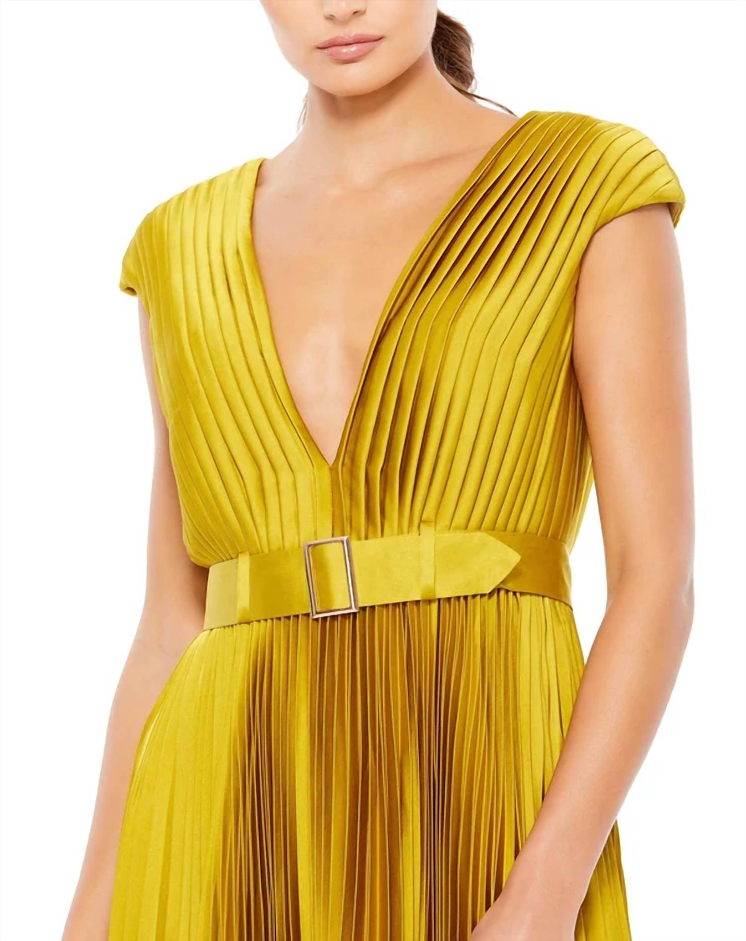 Mac Duggal - Pleated Cap Sleeve Belted A-line Dress