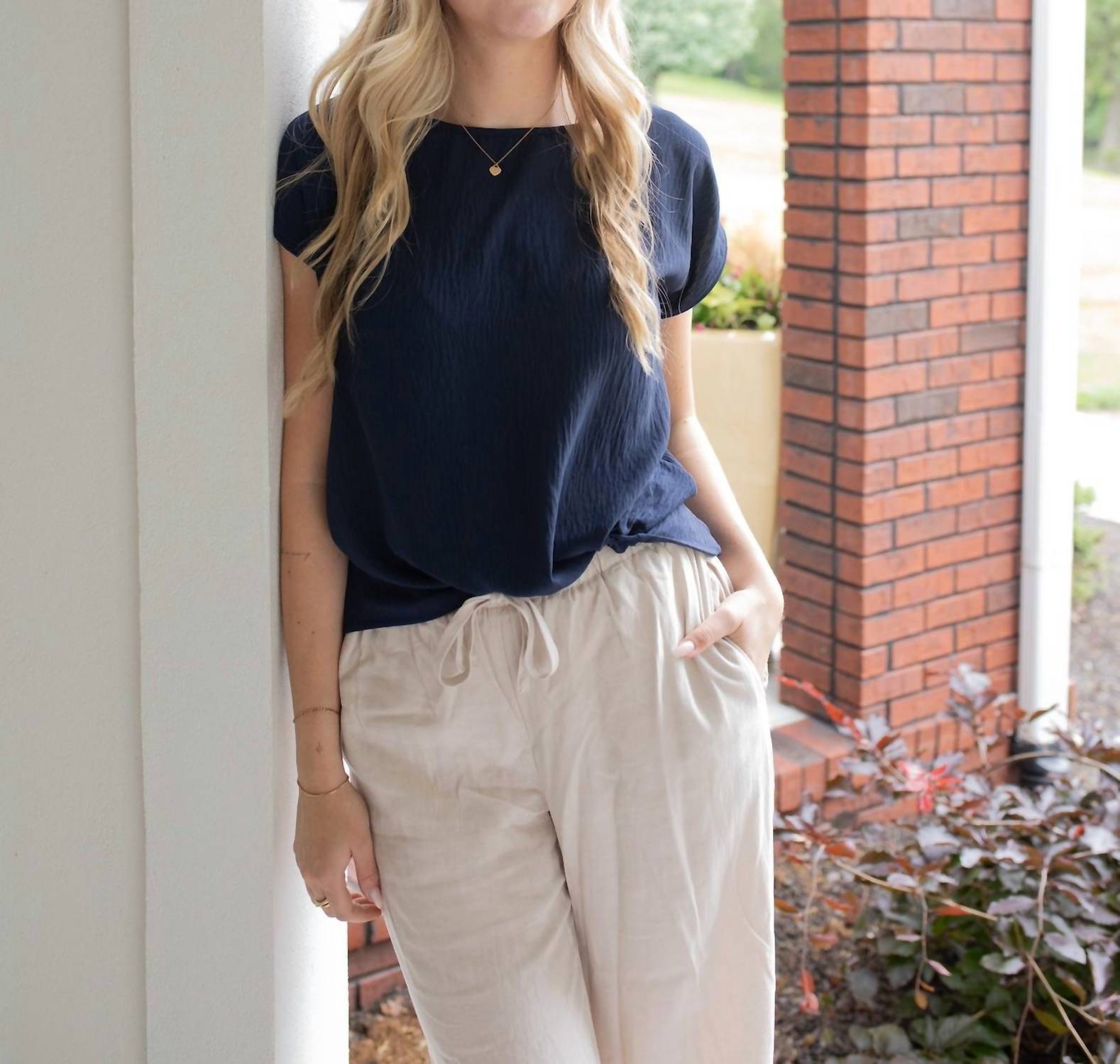 GILLI Crisp Knot Short Sleeve Blouse in navy - women's blouse