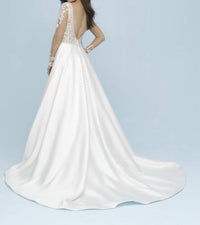 Allure Bridals - Sleeved Wedding Dress