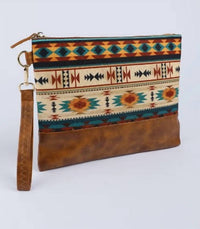 Blushing Owl Co - Women's Western Aztec Print Clutch Handbag Purse