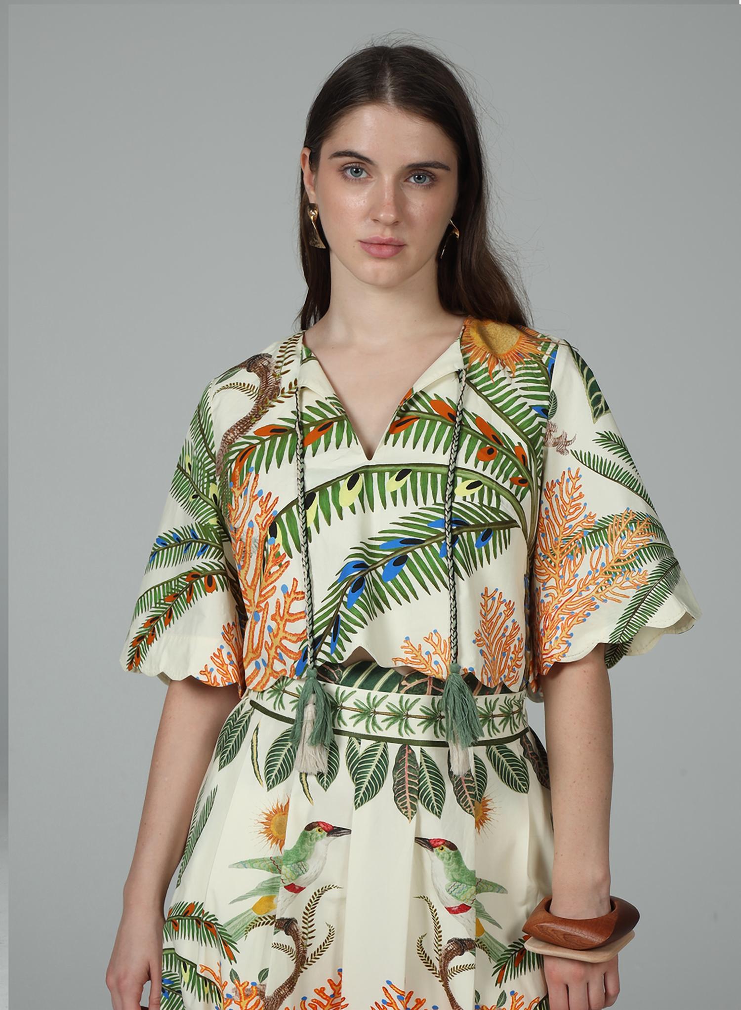 Aylaya - Ruby Scallop Edge Top