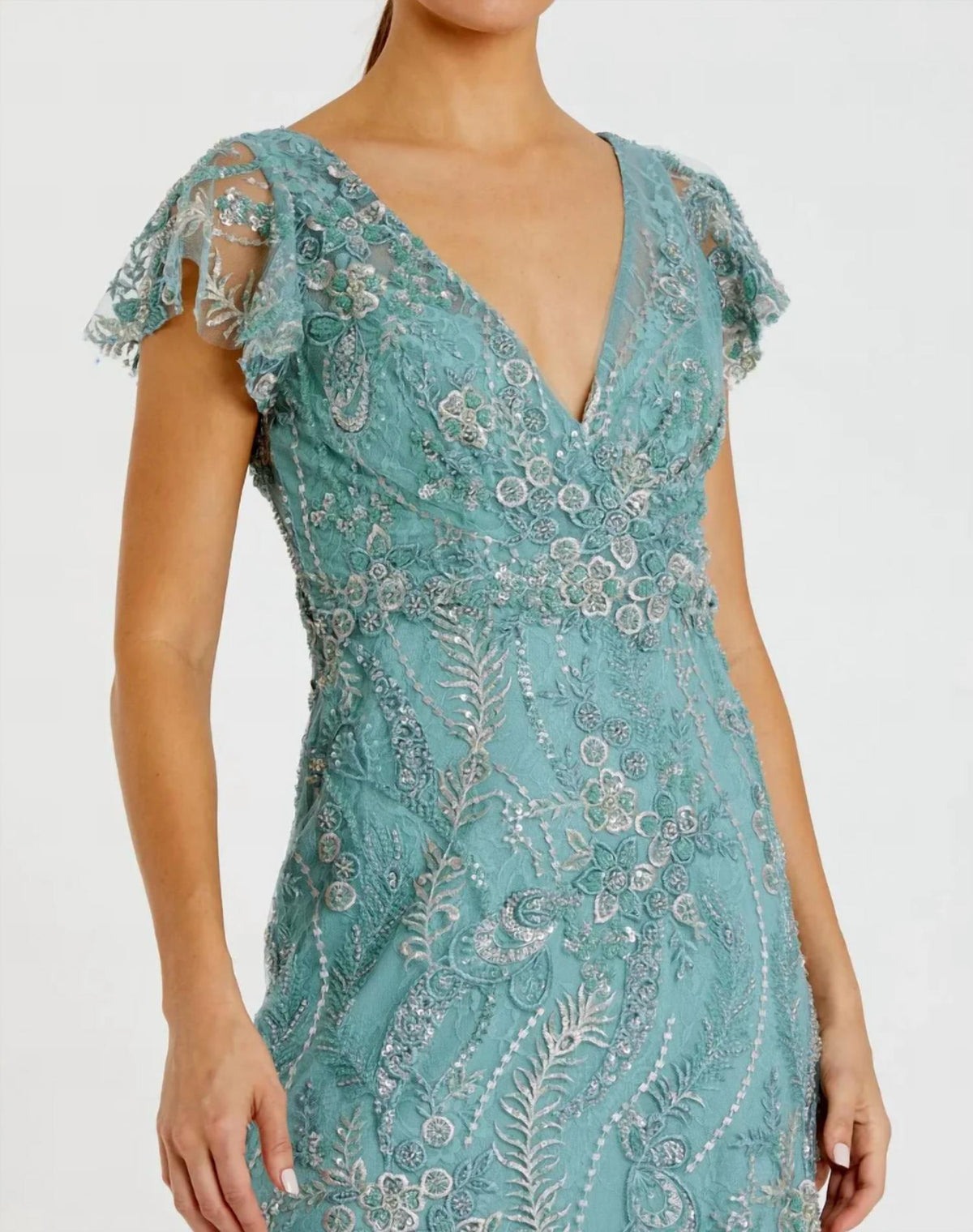 Mac Duggal - V Neck Flutter Sleeve Embroidered Lace Gown
